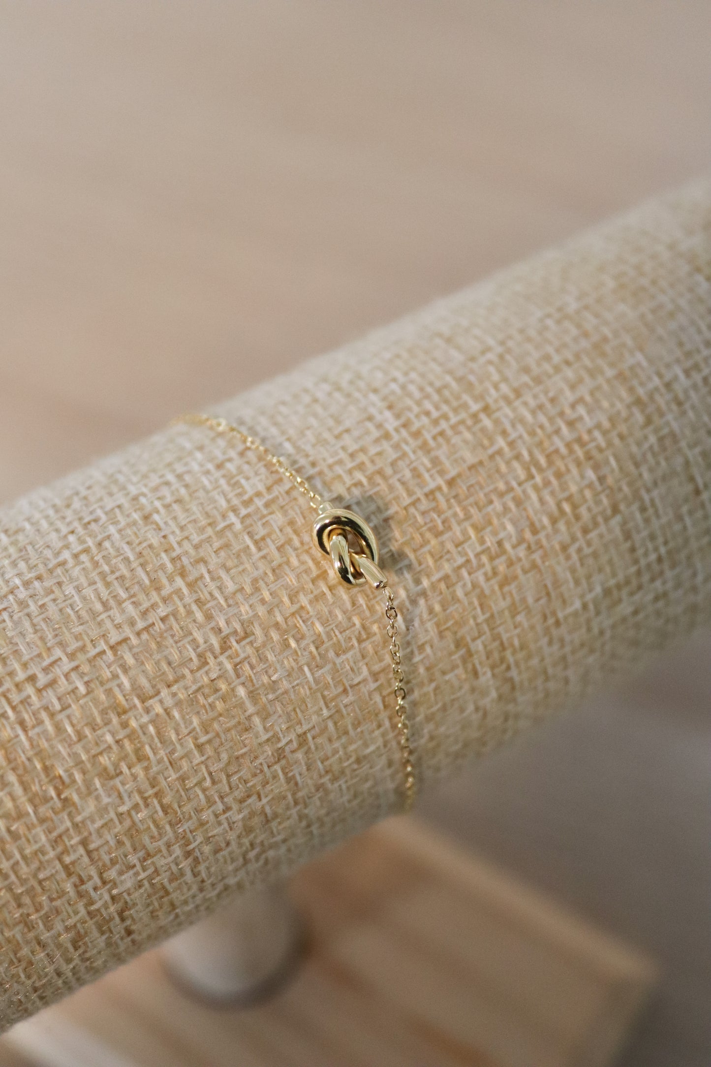 Armbandje knot - limited edition