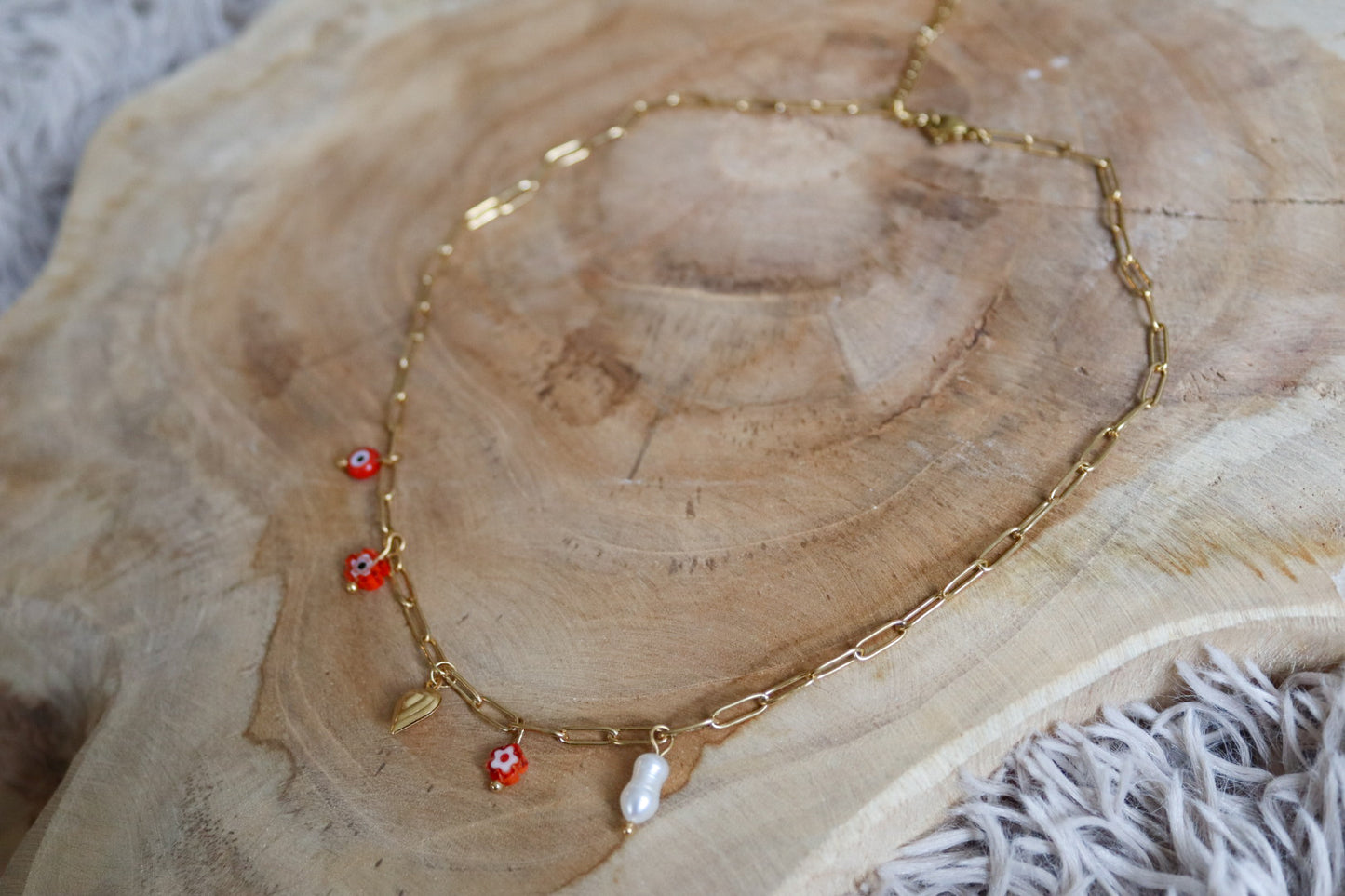 Bedelketting rood