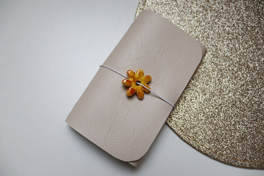 Mini journal wit bloem