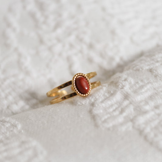 Ring rode jaspis
