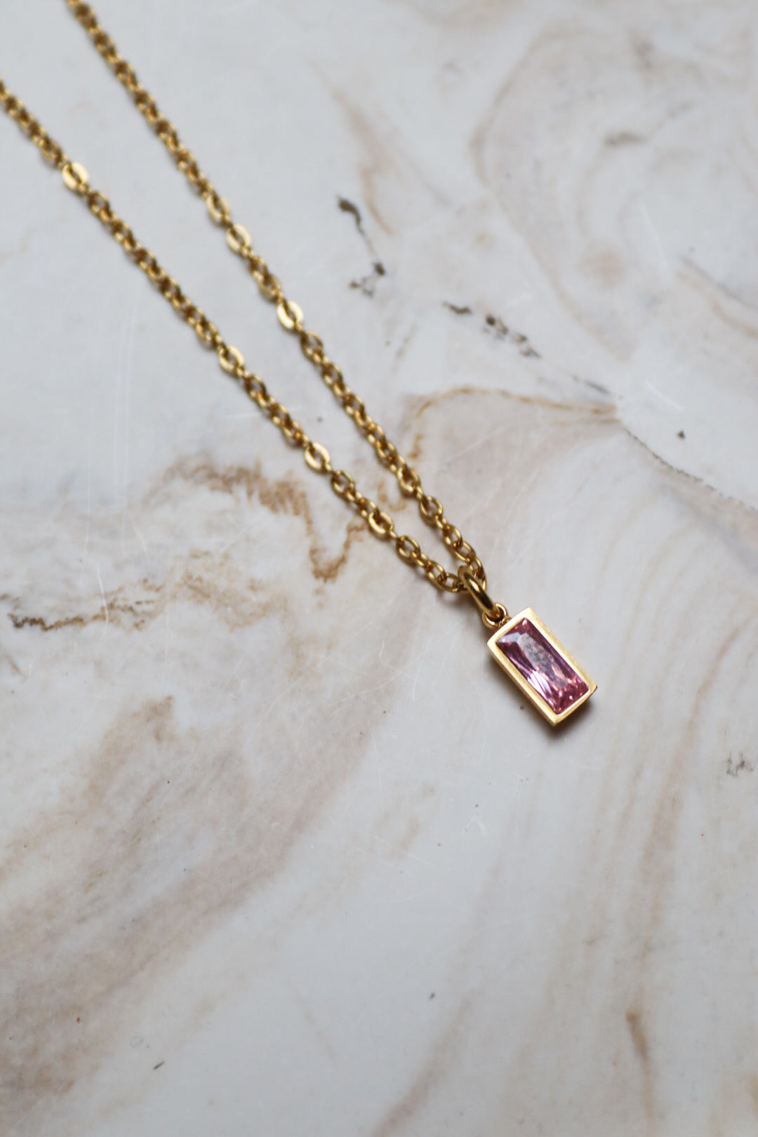 Ketting geboortesteen