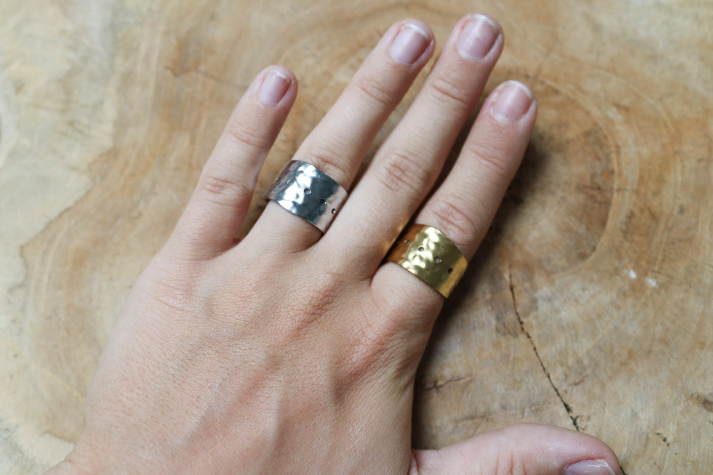 Ring salea