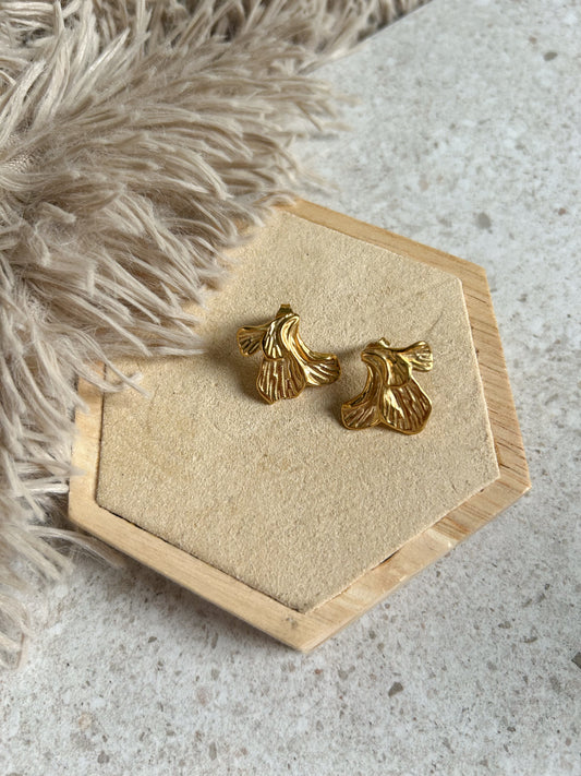 Oorbellen blaadjes studs